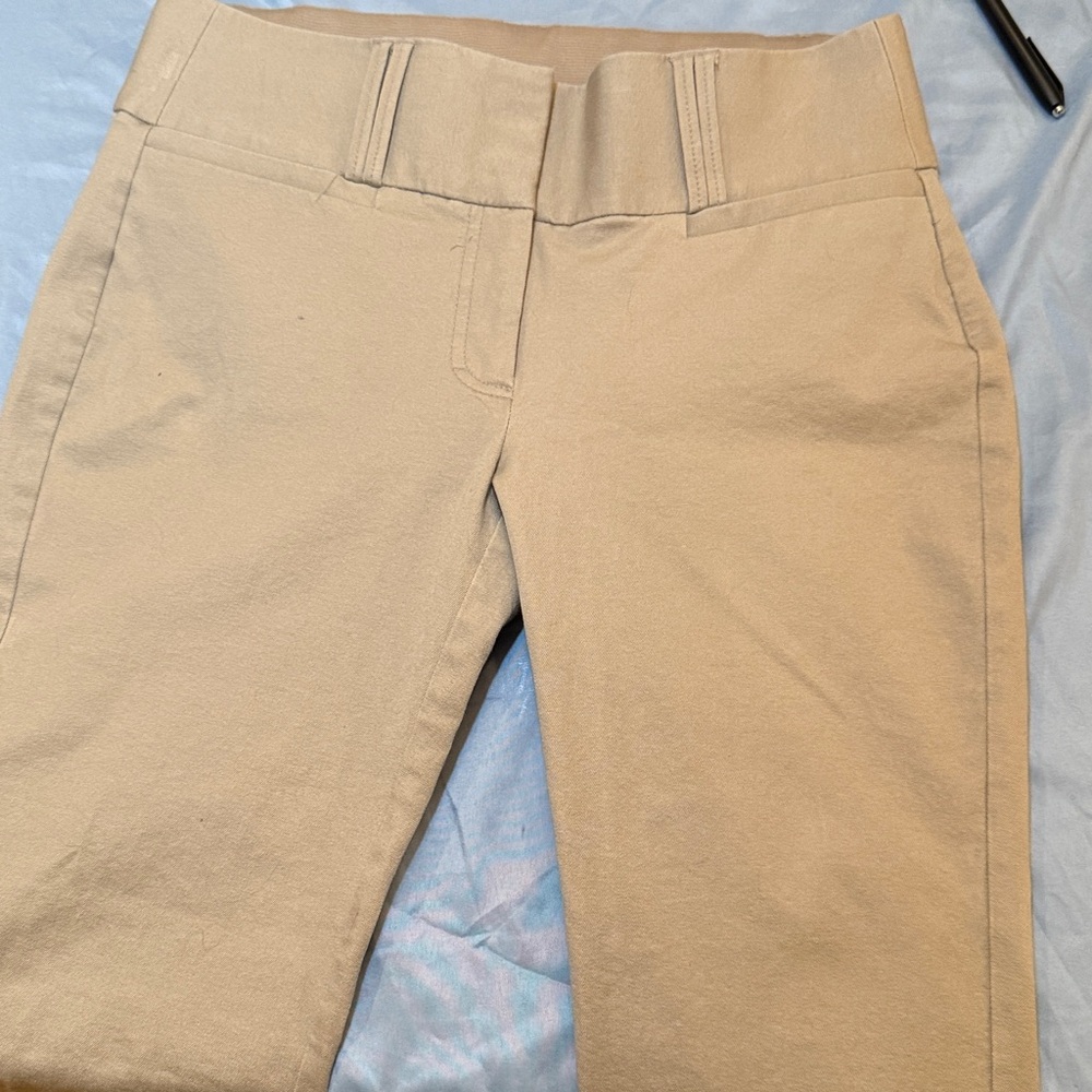 Candie's Beige Ankle Pants stretch